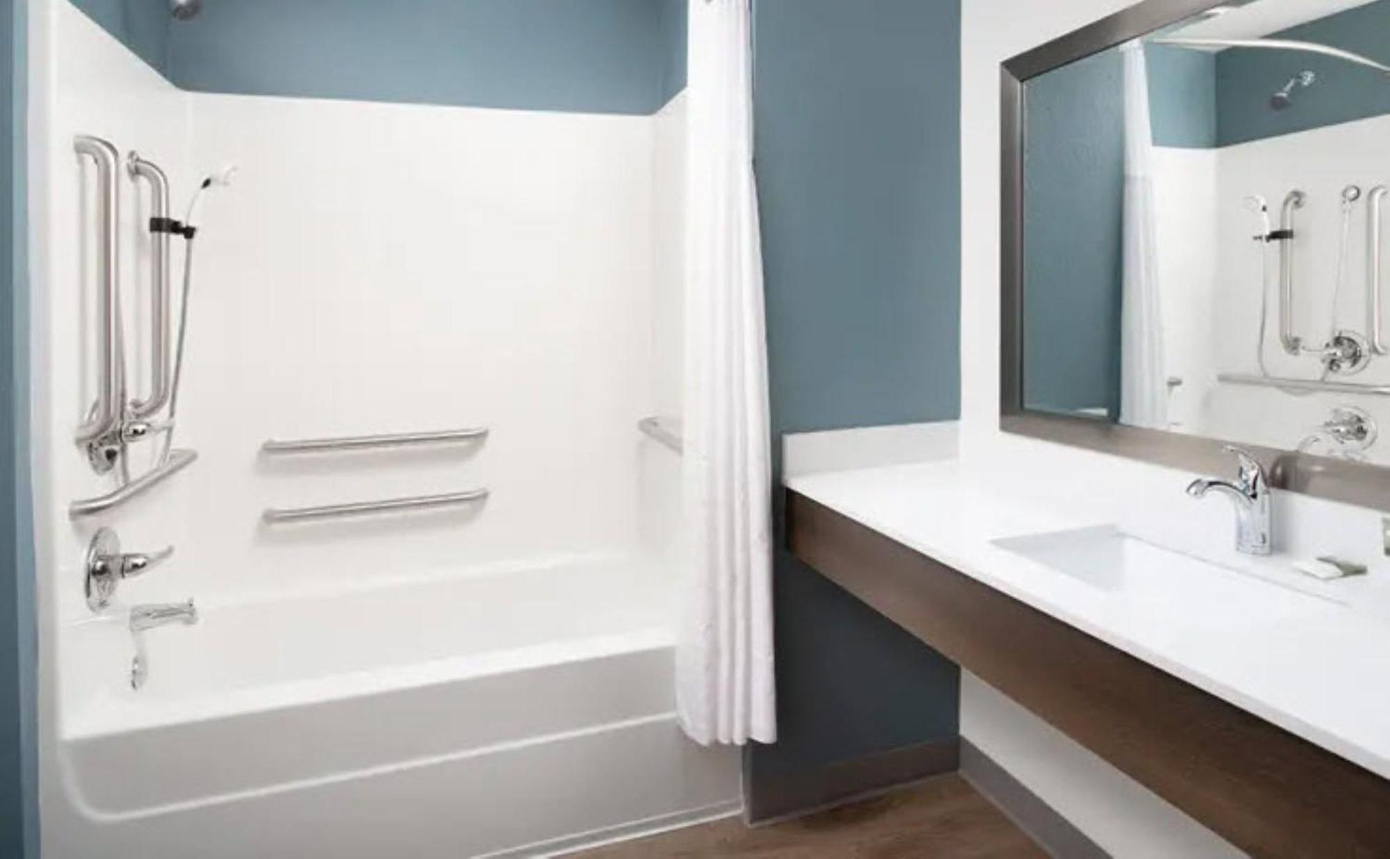Woodspring Suites Huntsville - Research Park Екстериор снимка