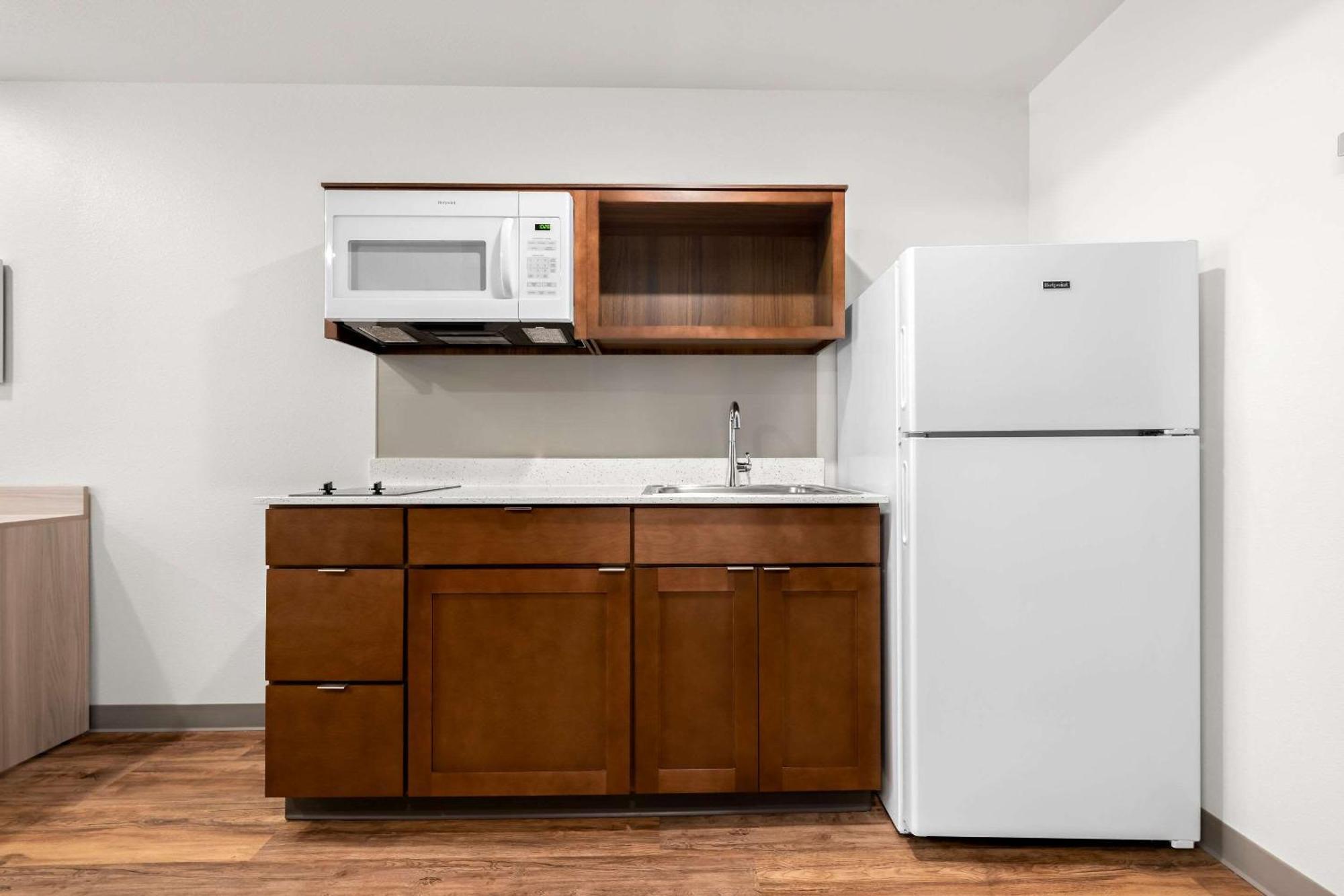 Woodspring Suites Huntsville - Research Park Екстериор снимка